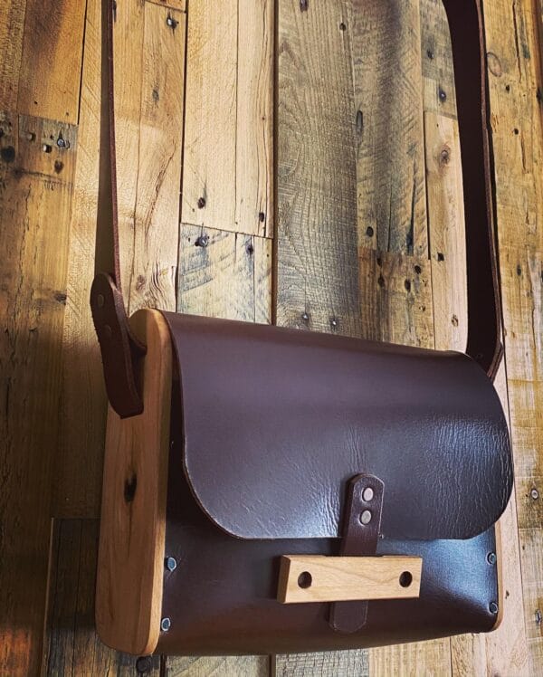 The Angelina Crossbody bag - Blueberry Chocolate Blonde - Image 9